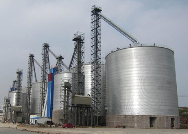 云阳大型钢板库构造参数及水泥储存质量